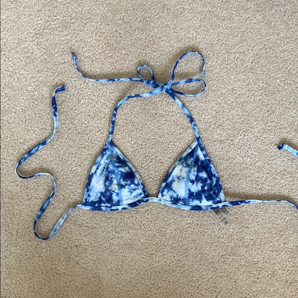 VS/PINK tie dye bikini